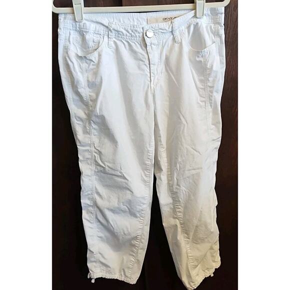 DKNY White twill Lightweight Cargo pants tie bottom Size 6 cropped capri summer - Picture 1 of 9